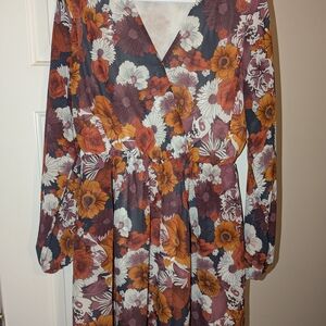 Floral V-Neck Long Sleeve Dress